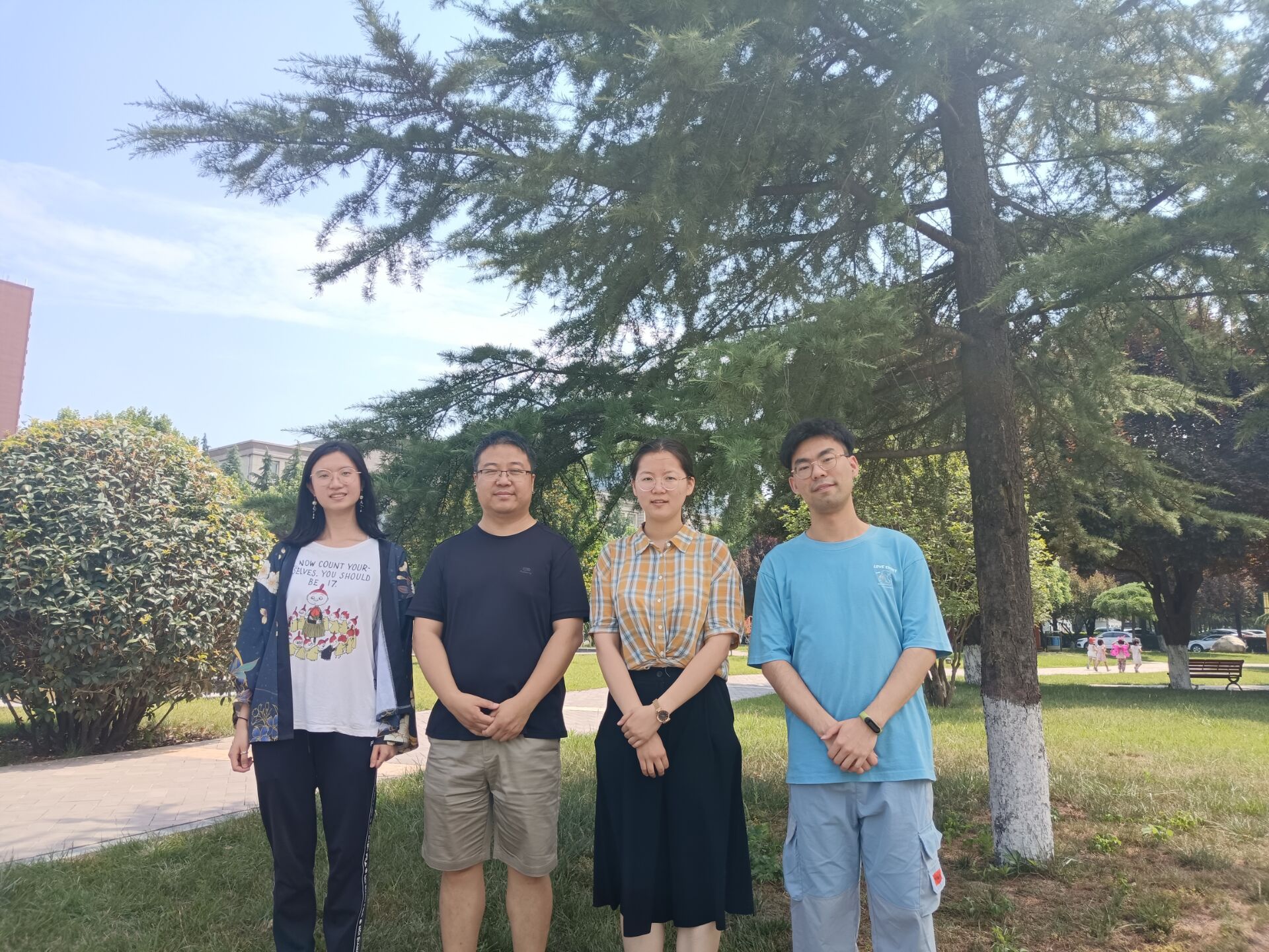 图片4.jpg 图片4.jpg